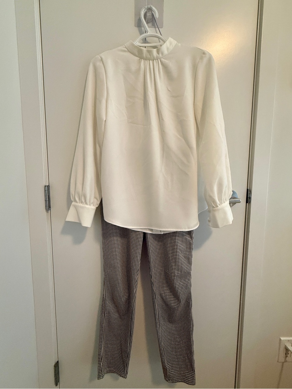 GU top and Uniqlo Bottom Bundle